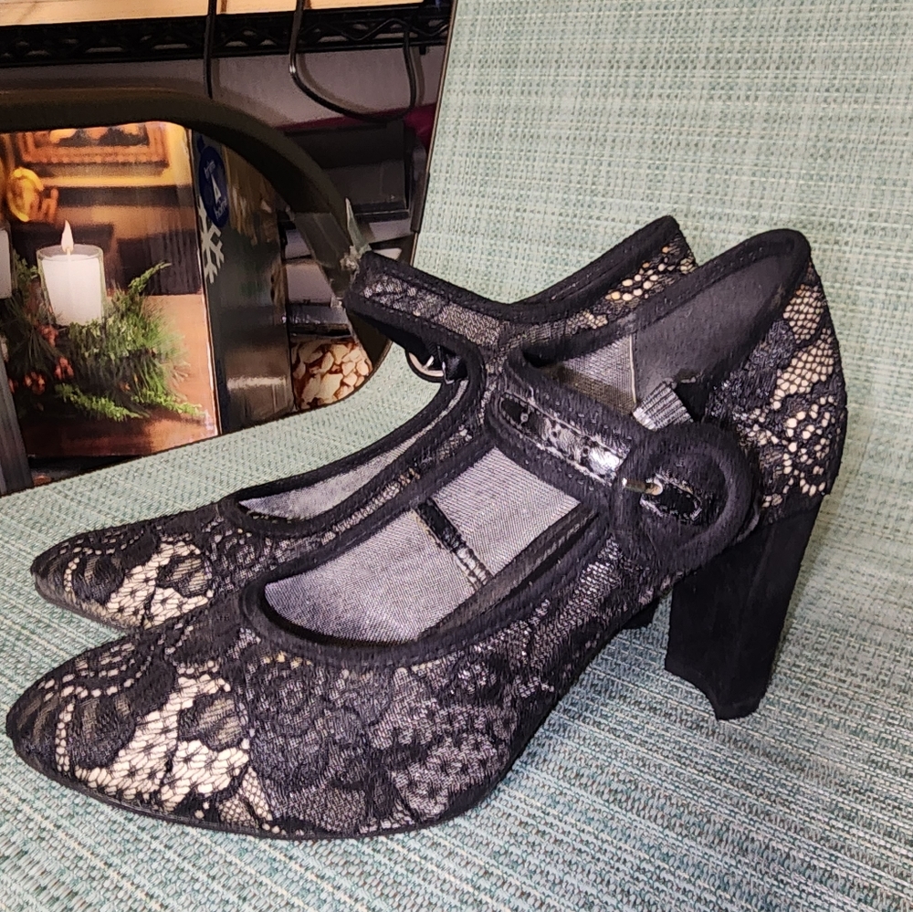 Lace Rose Pinup 2.5" Pumps Heels